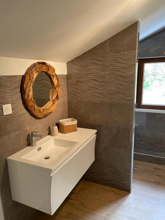 Chalet-Michel Avec Spa Montperreux Eksteriør billede
