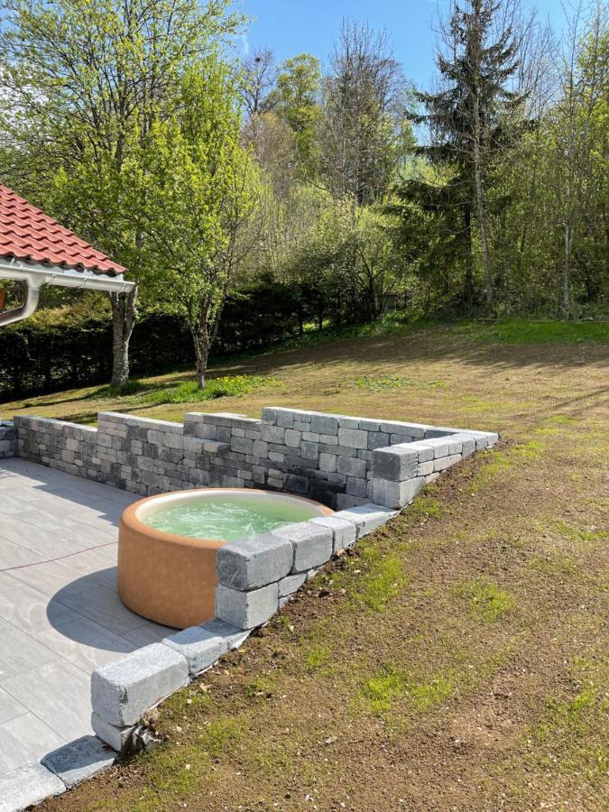 Chalet-Michel Avec Spa Montperreux Eksteriør billede
